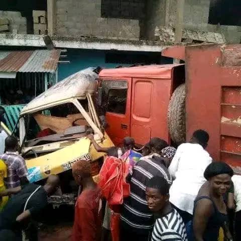 Nouveau drame à Matadi Kibala : Kinshasa sous le choc, un camion des caillasses fauche quatre vies