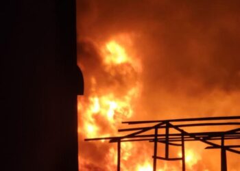 Limete : Grave incendie en ce moment à la 7ᵉ Rue, à deux pas du dépôt Onatra