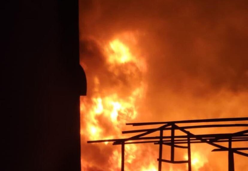 Limete : Grave incendie en ce moment à la 7ᵉ Rue, à deux pas du dépôt Onatra