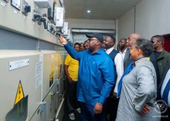 Kwilu : le Chef de l’État Félix Tshisekedi s’imprègne de l’acheminement de l’électricité de Kakobola