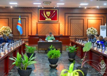 RDC : le gouvernement vit à crédit, les Congolais paieront la facture