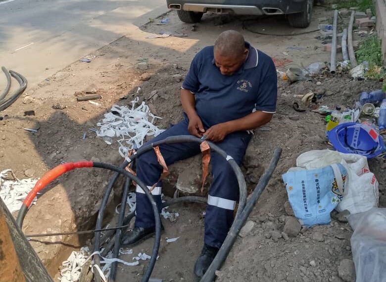 RDC : la SNEL poursuit des travaux de maintenance sur le feeder 12 pour renforcer l’alimentation électrique au centre-ville