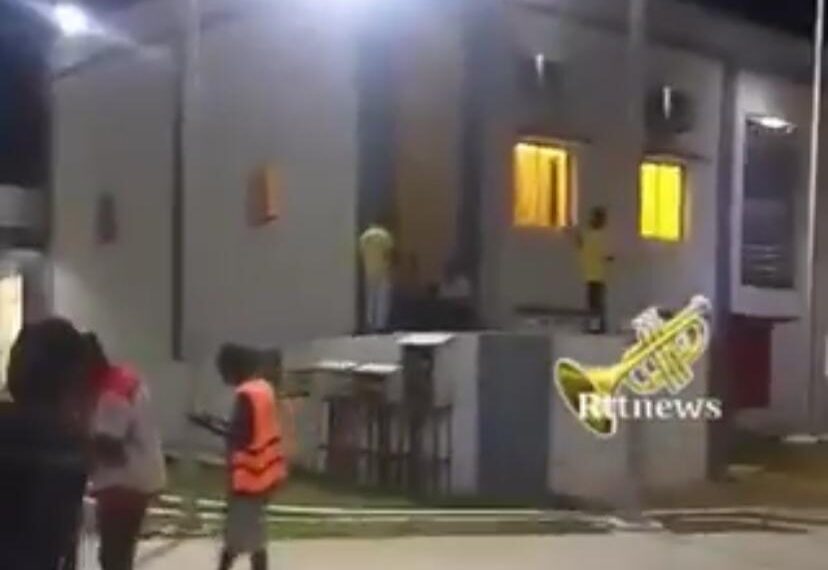 Énergie : sous l’impulsion de Teddy Lwamba, la SNEL électrifie la cité d’ Idiofa grâce au barrage de Kakobola