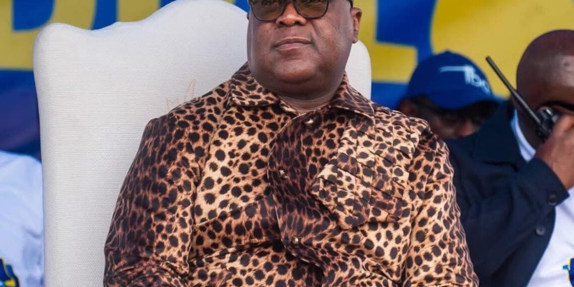 Accueil triomphal des léopards: Félix Tshisekedi en tenue très symbolique