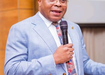 Loi référendaire Ngondankoy:  Me Nico Mayengele Ngenge crie à un coup d&rsquo;État constitutionnel