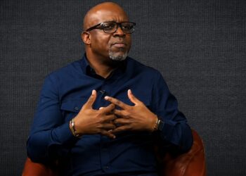 Dialogue national : Didier Mbuyi Mundela fixe les lignes rouges d’un échange « sincère » et défend la position de Félix Tshisekedi
