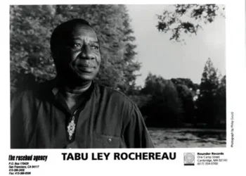 Chanson souvenir: » Aura Moreno » de Tabu Ley Rochereau (illustration audio)