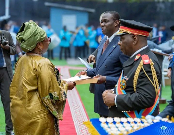 RDC : Sous l&rsquo;impulsion d&rsquo;André Wameso, la Banque Centrale du Congo célèbre le mérite de ses 1262 cadres et agents décorés après 17 ans d&rsquo;attente