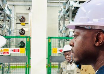 SNEL SA : Teddy Lwamba inspecte la station de conversion de Kolwezi au cœur de l’interconnexion Inga-Lualaba
