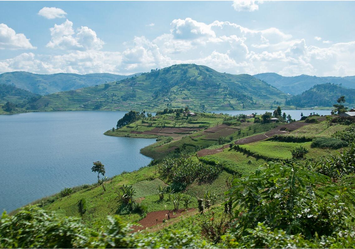 CHRONIQUE DE CLBB/À LA DÉCOUVERTE DES 26 PROVINCES DE LA RDC Épisode 1 — Le Nord-Kivu : un trésor entre volcans, lacs et terres fertiles
