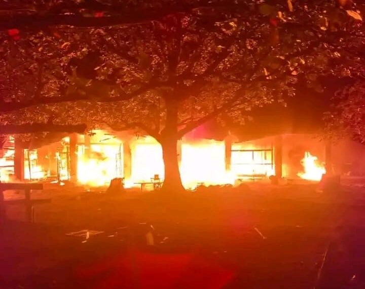 Kisangani : plusieurs habitations d’étudiants ravagées par un incendie à l’Intendance générale