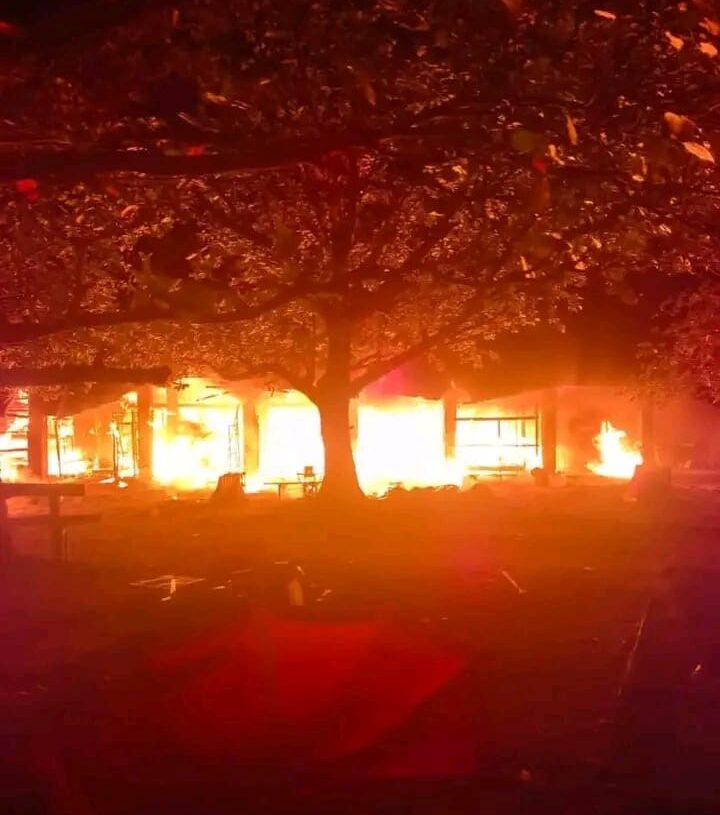 Kisangani : plusieurs habitations d’étudiants ravagées par un incendie à l’Intendance générale
