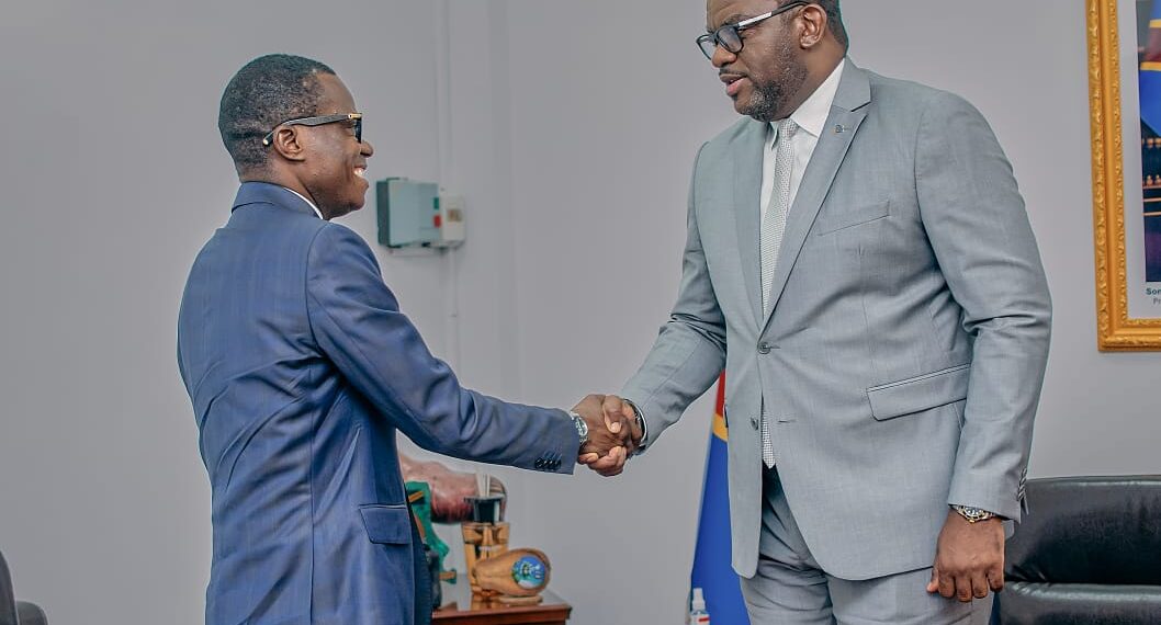 RDC : Jean-Pierre Lihau et Éliezer Ntambwe misent sur l’identification biométrique pour mieux prendre en charge les anciens combattants