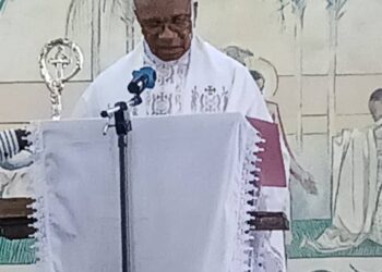 40 ans de sacerdoce : les abbés François Mwarabu et Marcien Babikanga rendent grâce pour quatre décennies de ministère
