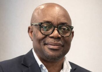 RDC : À force de jouer les rhinocéros, Le DG et gérant de Finance-cd.com a raté la formule pour passer de 105 milliards à quémander à 1 000 milliards à revendiquer