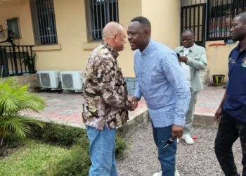 Décès du général René Likulia : Teddy Lwamba DG de la SNEL apporte son soutien à son Dircab Willy Likulia