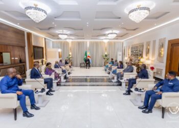 RDC : face aux facilitateurs de l’UA, Félix Tshisekedi insiste sur l’application effective des accords de paix