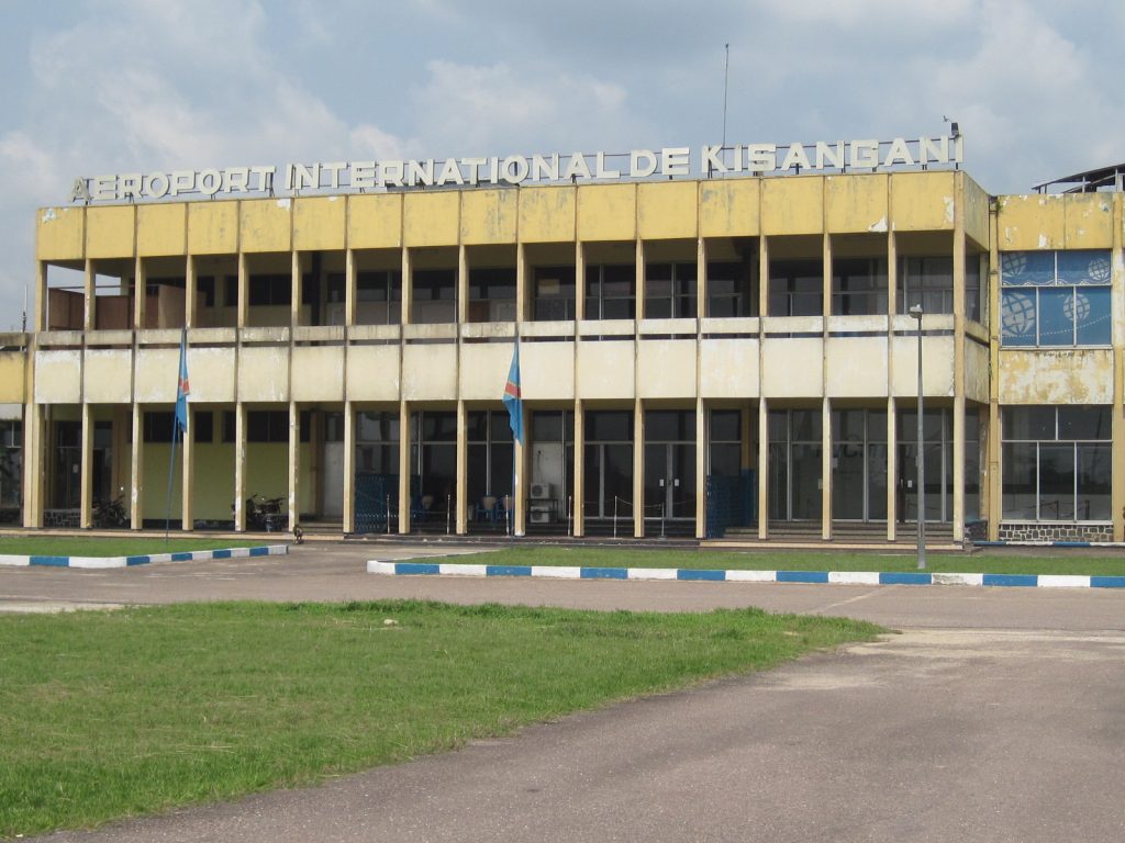 Aéroport international de Bandgoka : les agents de la DGM exigent 2000 FC au delà de tous les frais d’embarquement