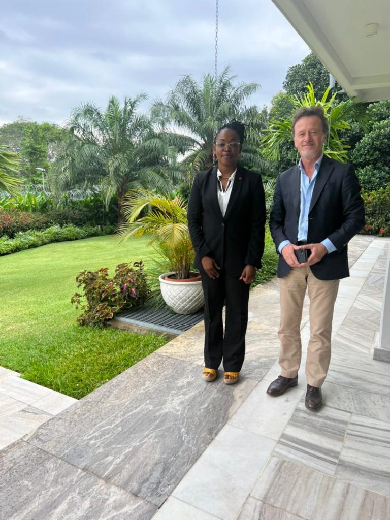 Diplomatie: la Sénatrice Madeleine Nikomba plaide la cause de la Tshopo auprès de l’ambassadeur d’Allemagne en RDC